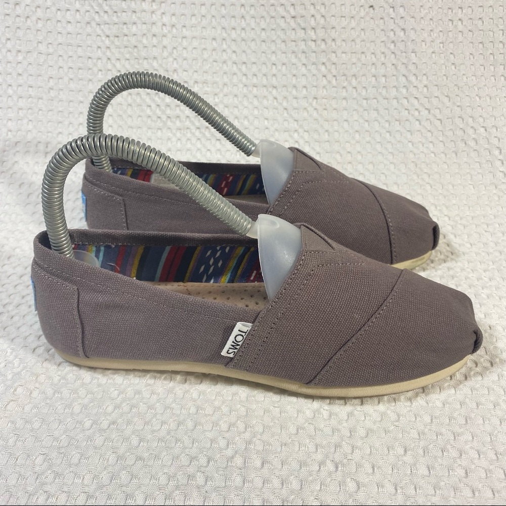 Toms Classic Ash Gray Canvas Aztec Liner Slip On Shoes Women's Size 6; Excellent